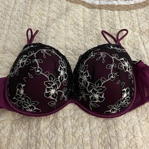 Cacique Plunge Bra 42DD